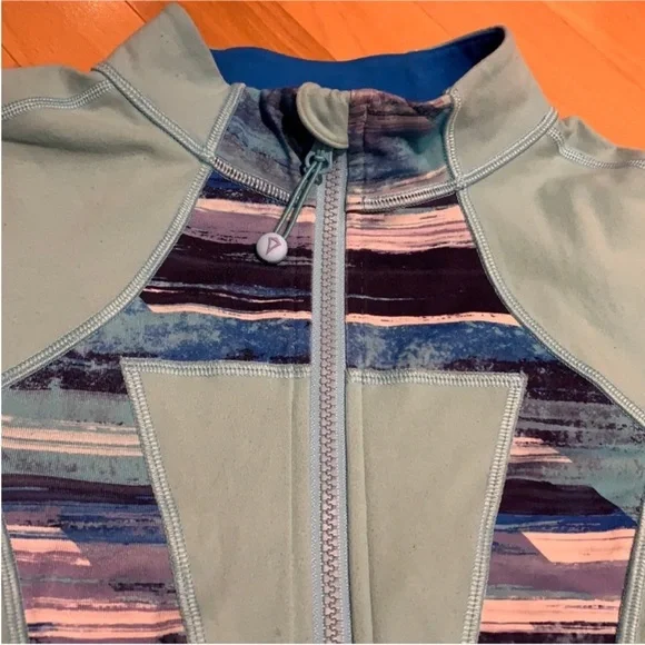 Ivivva by Lululemon Teal/Blue with Patterns Full-Zip Long Sleeve Jacket -size 14 - Picture 4 of 14